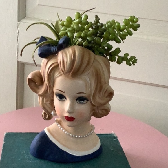 Vintage Caffco E3286 Porcelain Young Girl Lady Head Vase Planter Bow Pearls - Picture 9 of 9